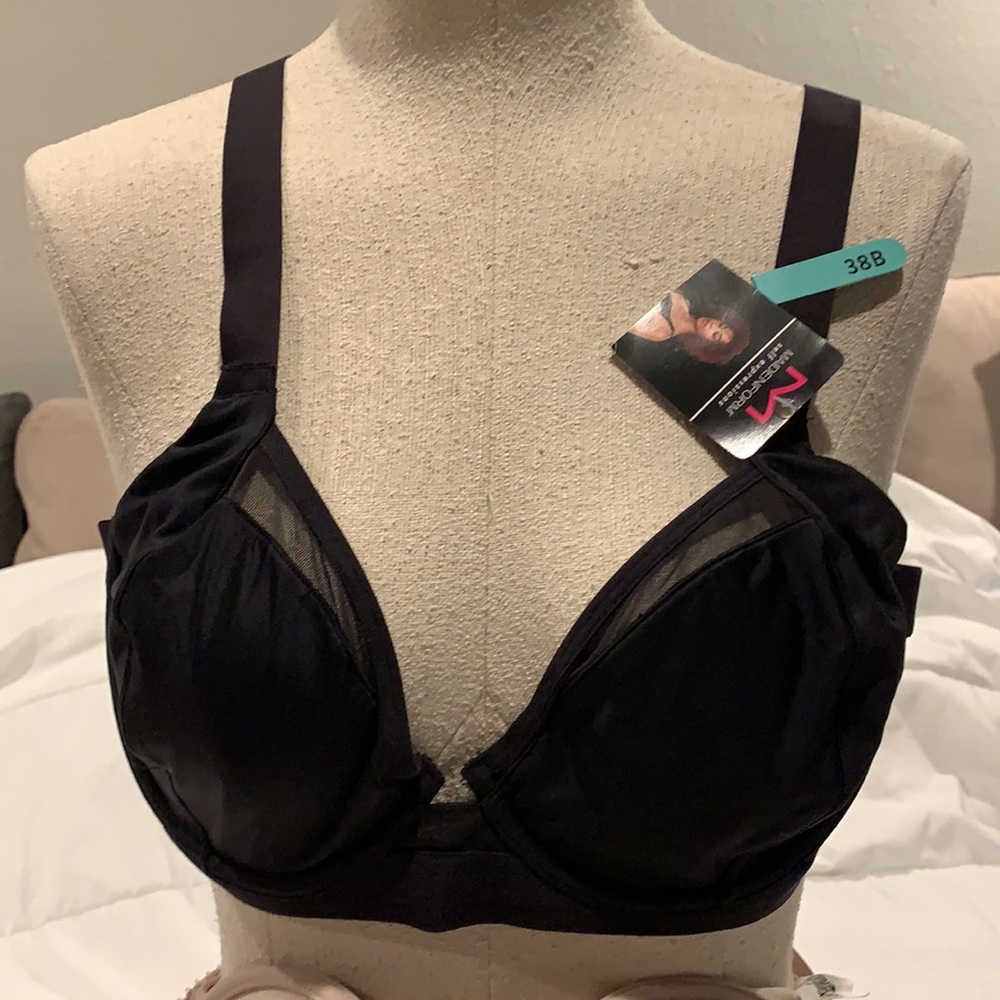 NWT Maidenform black bra size 38B super comfy sexy